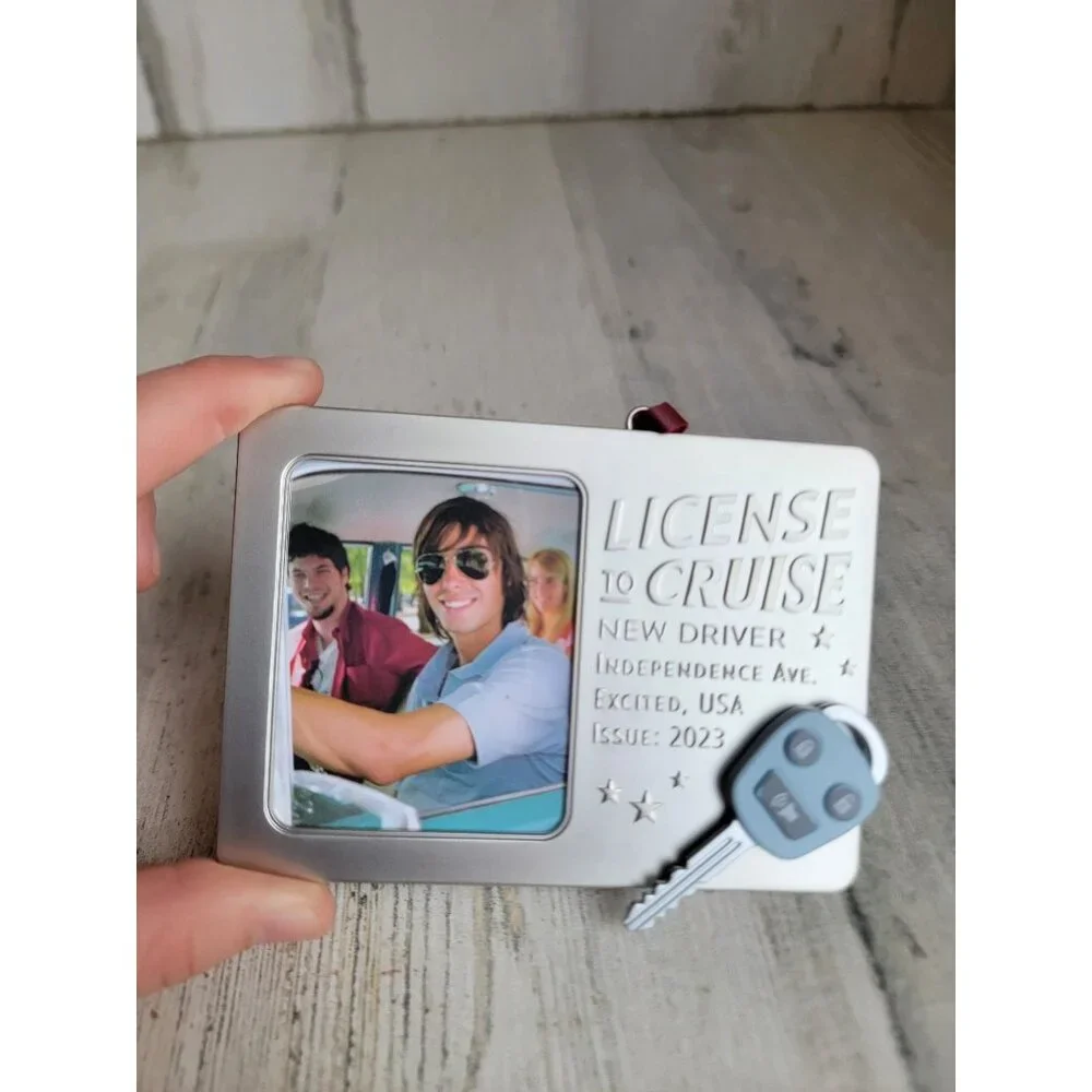 Hallmark license to cruise ornament Xmas car‎ key